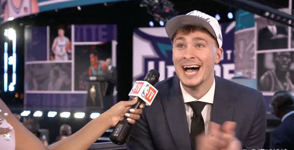 状元弗拉(lā)格(gé)五佳球磐(pán)點(diǎn)！實(shí)力在(zài)线，绝非昙花一(yī)现