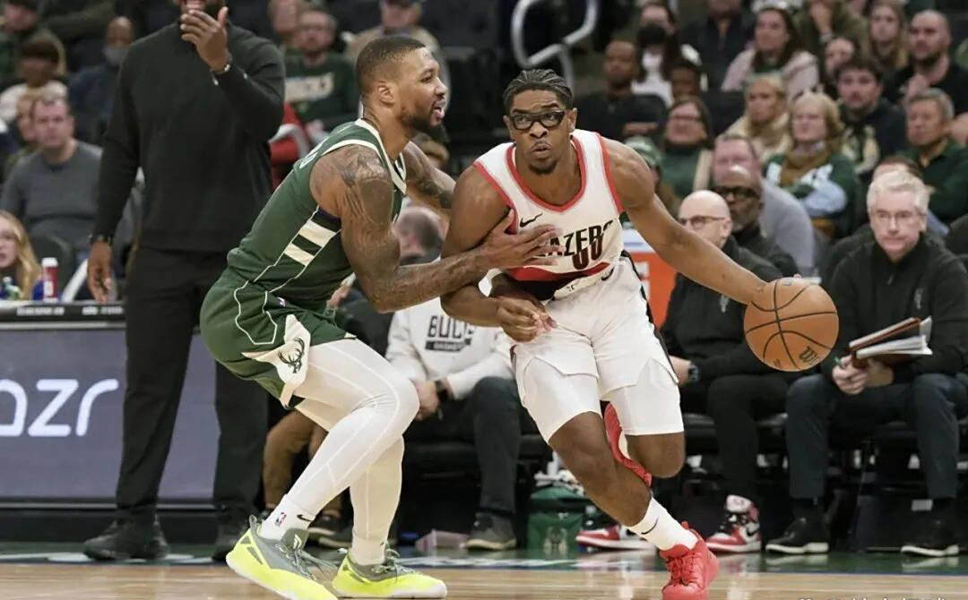 NBA球员斯库特-亨德森腿筋撕裂,遭受重伤