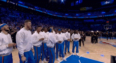 打(dǎ)破(pò)勇士王朝！77胜5负！这战绩太恐怖了...