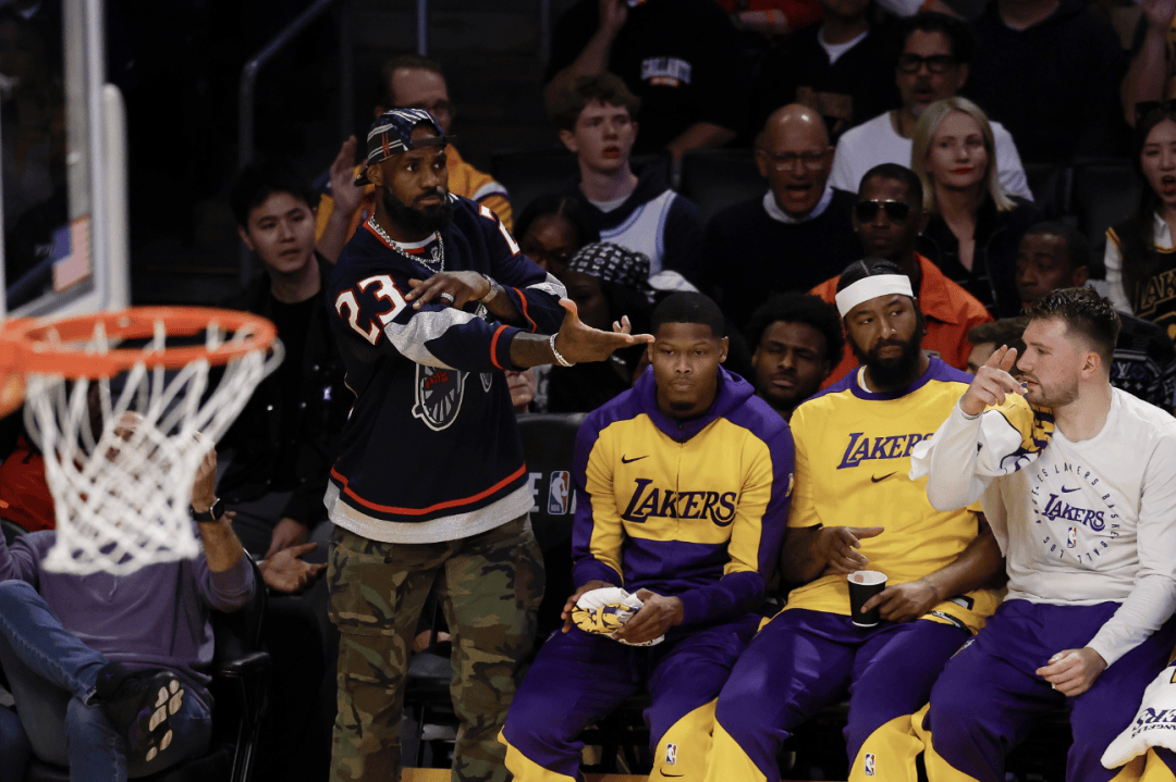 WC！湖人！字母哥！