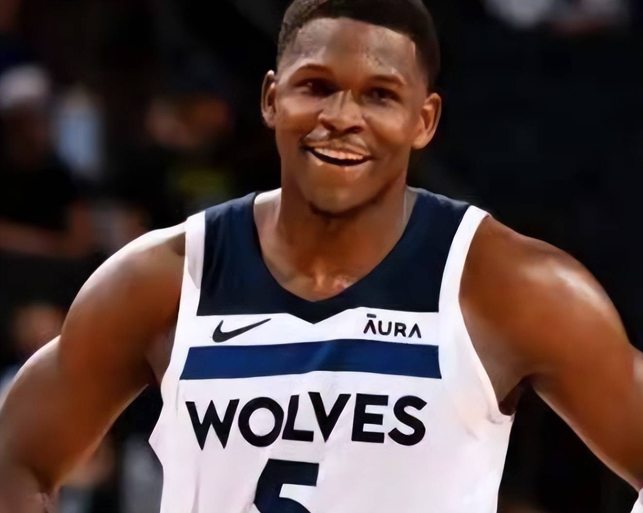 NBA常规赛明天11月18日赛程:快船PK76人,掘金冲击8连胜