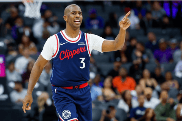 凌晨被酒店赶回家,快船宣布和保罗分道扬镳,和战绩无关