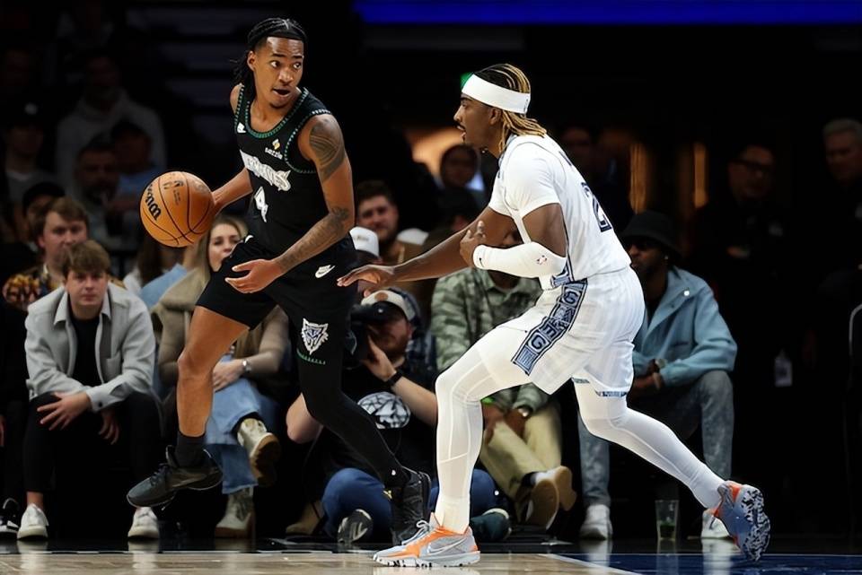 表现一塌糊涂!森林狼乐透秀看起来完全适应不了NBA的强度?