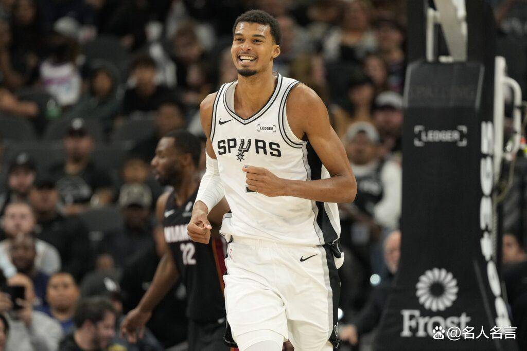 首月战罢，2025-26赛季NBA首期最佳阵容出炉