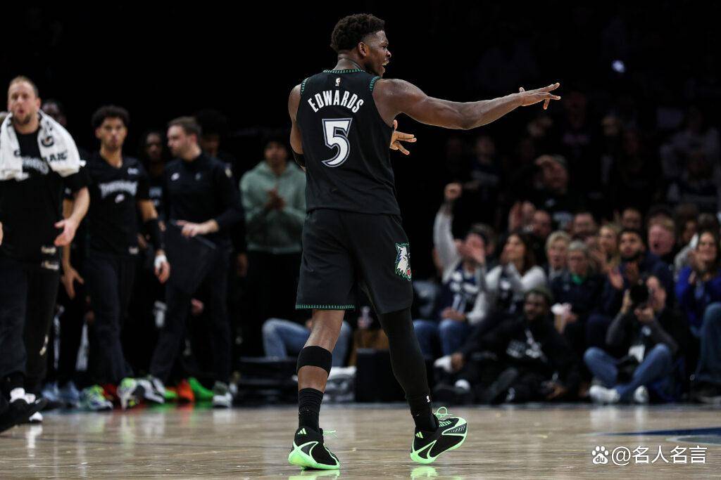 首月战罢，2025-26赛季NBA首期最佳阵容出炉